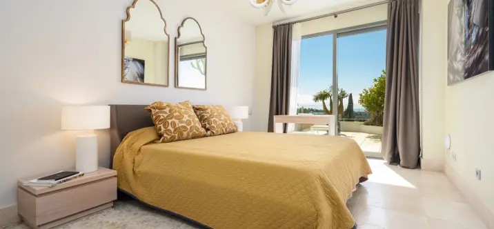 Long-term rent of penthouse in Marbella 4