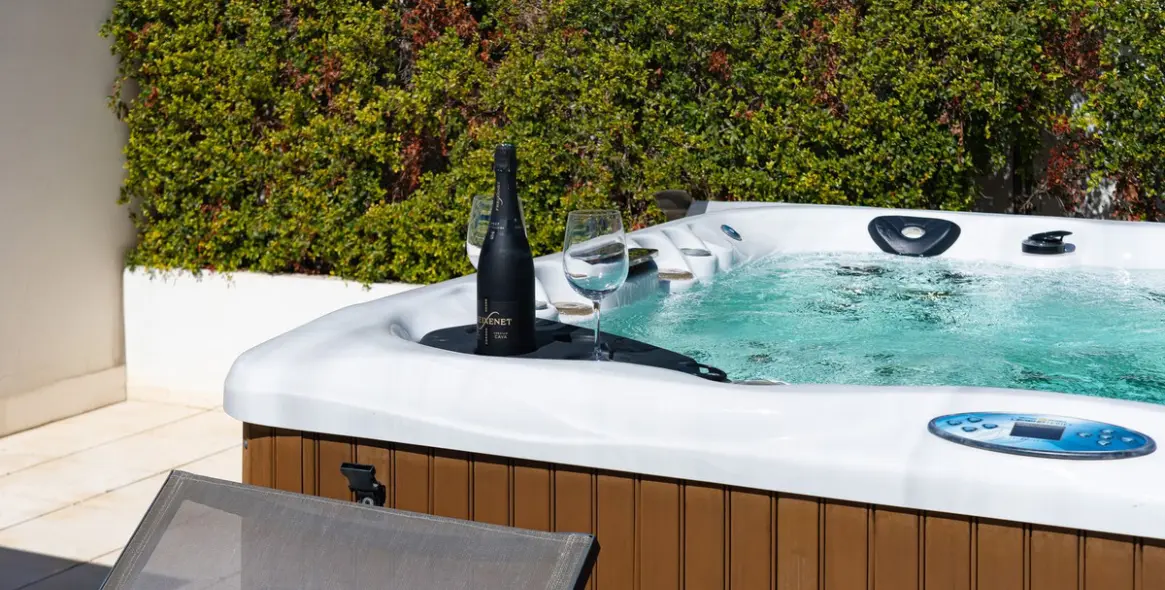 Long-term rent of penthouse in Marbella 18