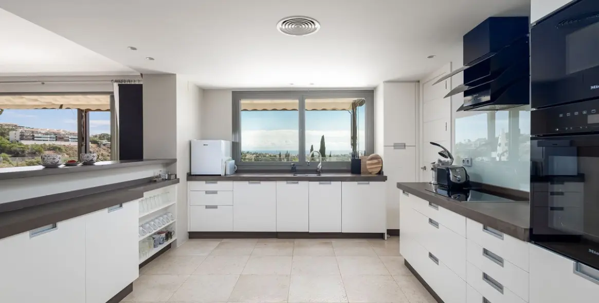 Alquiler a largo plazo de ático en Marbella 26