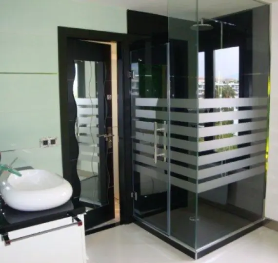 Short-term rent of penthouse in Puerto Banús