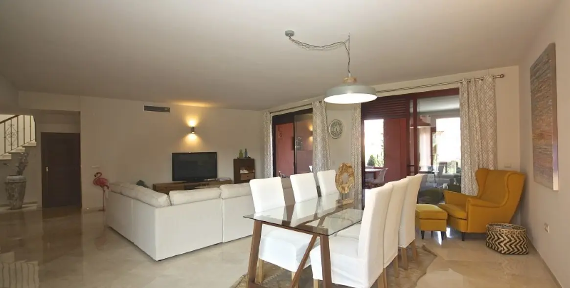 Short-term rent of penthouse in Marbella 3