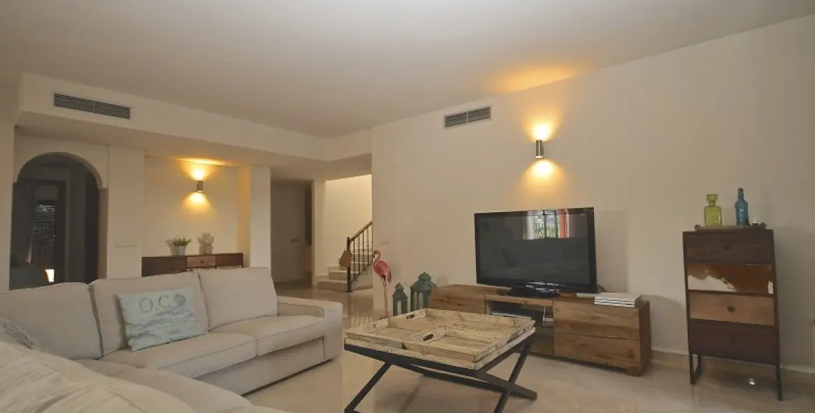 Short-term rent of penthouse in Marbella 4