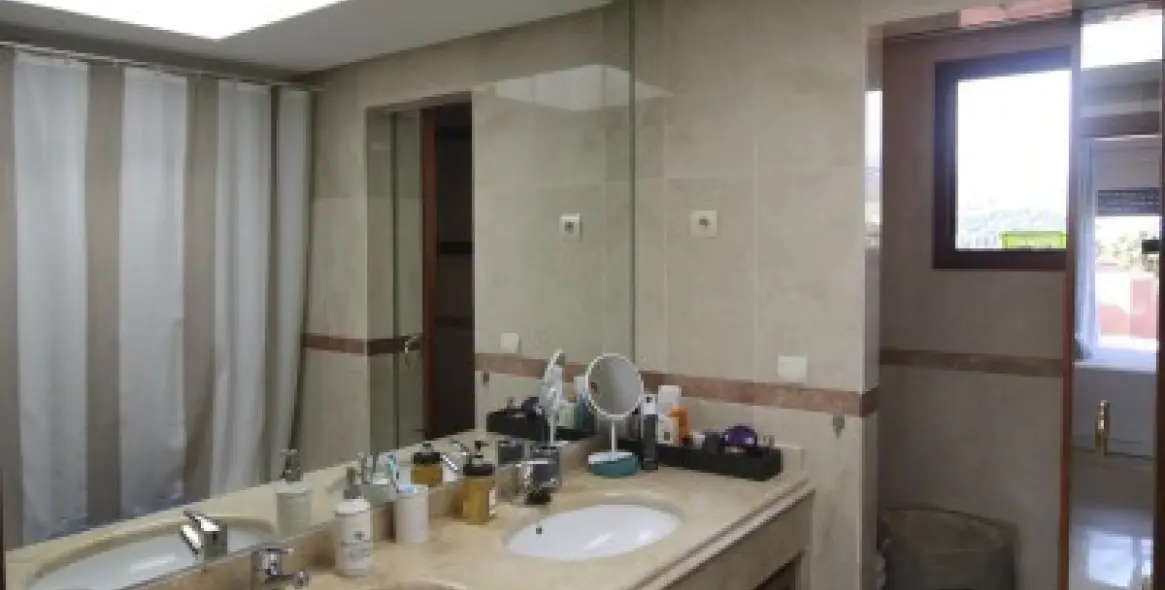 Short-term rent of penthouse in Marbella 16