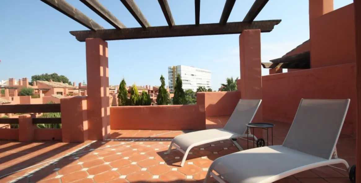 Short-term rent of penthouse in Marbella 19