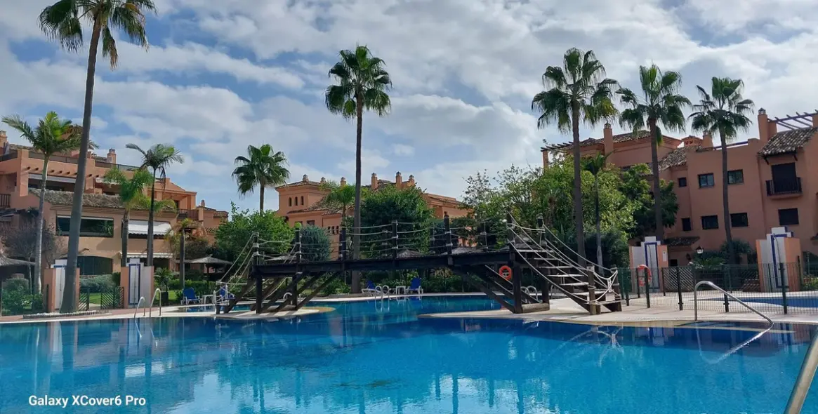 Long-term rent of ground floor apartment in Hacienda del Sol 1