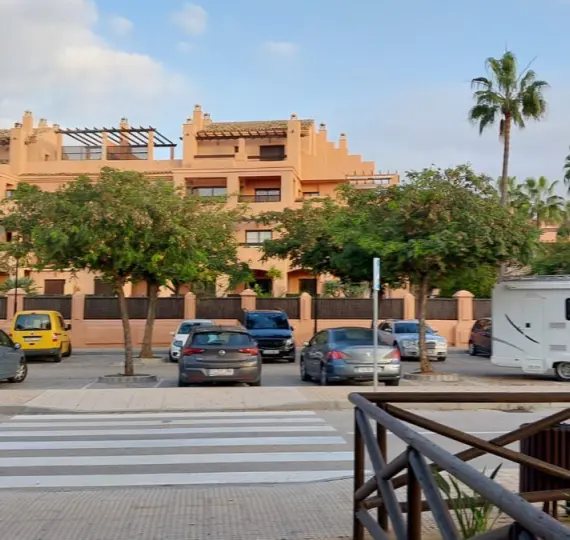 Long-term rent of ground floor apartment in Hacienda del Sol