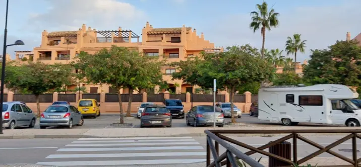 Long-term rent of ground floor apartment in Hacienda del Sol 1