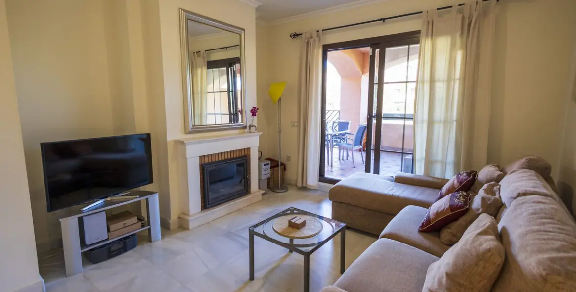 Long-term rent of ground floor apartment in Hacienda del Sol 4