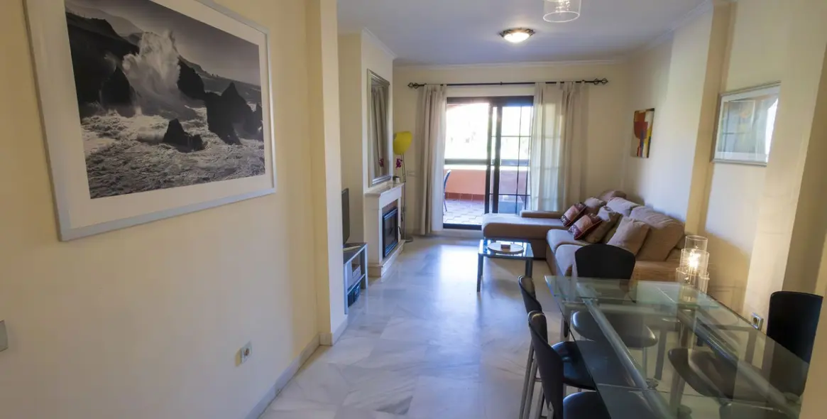 Long-term rent of ground floor apartment in Hacienda del Sol 9