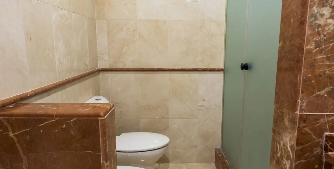 Long-term rent of ground floor apartment in Hacienda del Sol 20