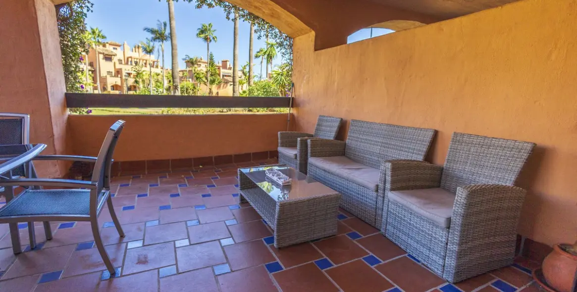Long-term rent of ground floor apartment in Hacienda del Sol 24