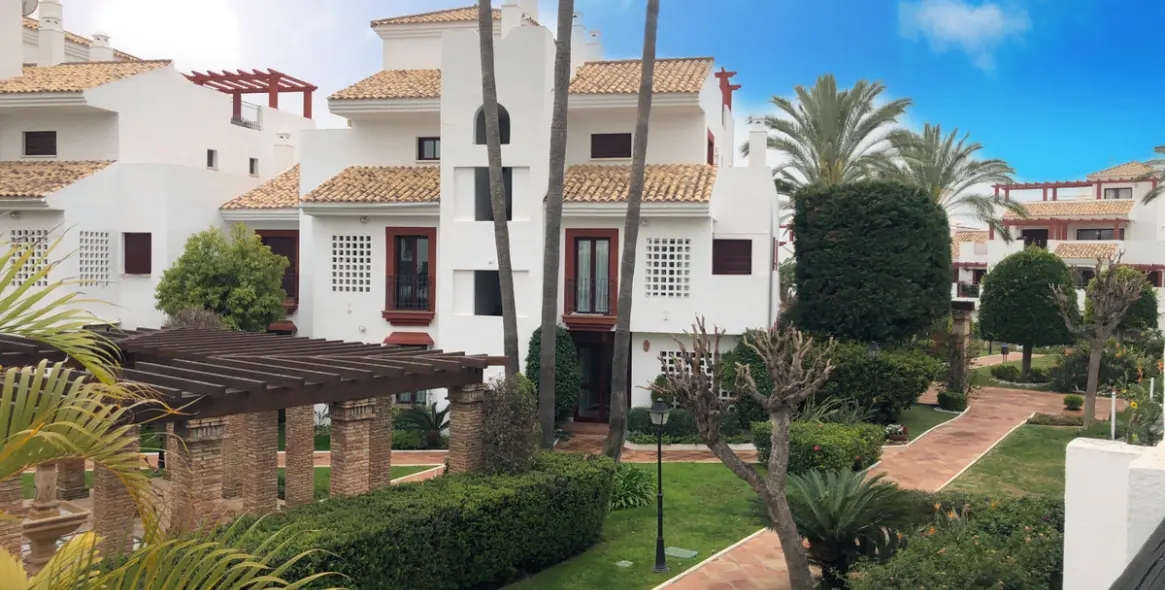 Short-term rent of middle floor apartment in San Pedro de Alcántara 2