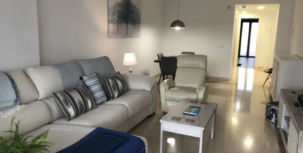 Short-term rent of middle floor apartment in San Pedro de Alcántara 3