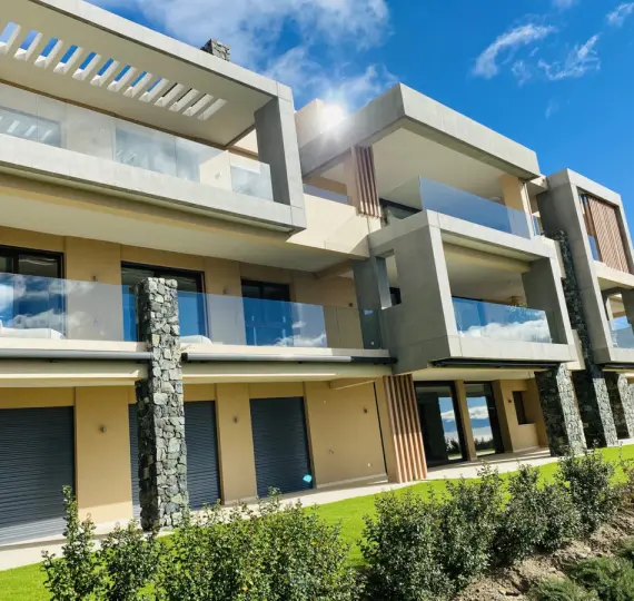 Краткосрочная аренда апартаментов на среднем этаже в Benahavís