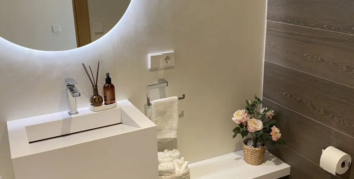 Short-term rent of middle floor apartment in Benahavís 62