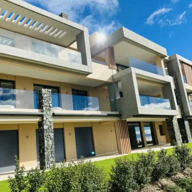 Short-term rent of middle floor apartment in Benahavís