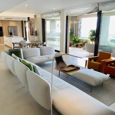 Short-term rent of middle floor apartment in Benahavís