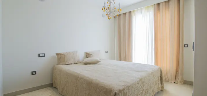 Краткосрочная аренда таунхауса в New Golden Mile 2