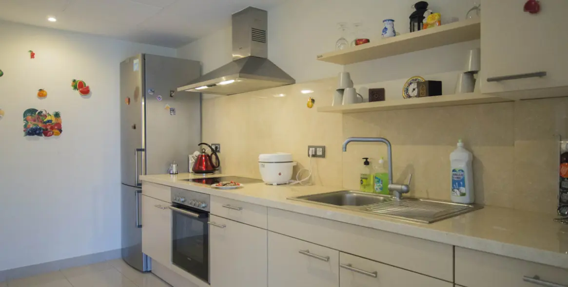 Short-term rent of townhouse in New Golden Mile 4