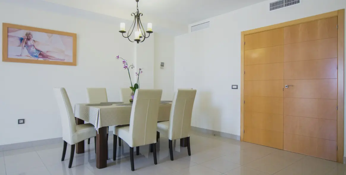 Short-term rent of townhouse in New Golden Mile 6