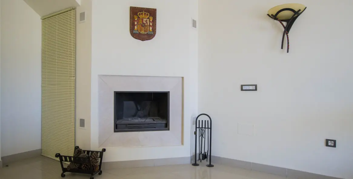 Short-term rent of townhouse in New Golden Mile 7