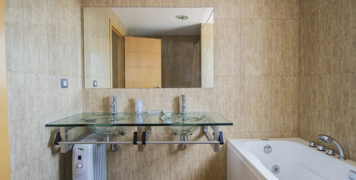 Short-term rent of townhouse in New Golden Mile 12