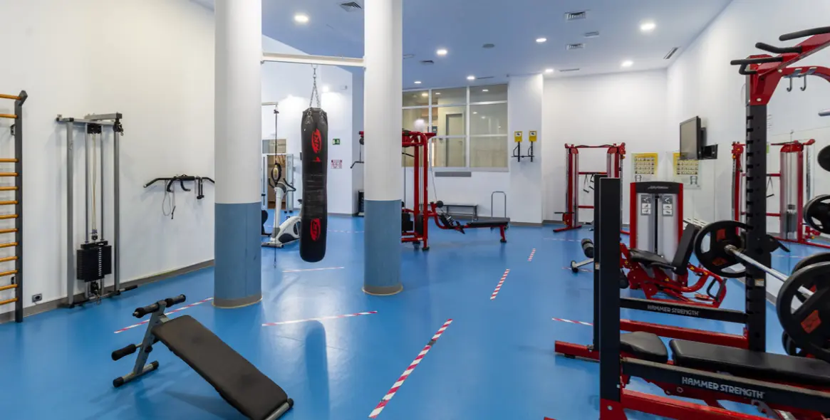 Short-term rent of penthouse duplex in Estepona 26