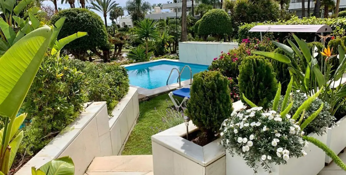 Long-term rent of ground floor apartment in Puerto Banús 17