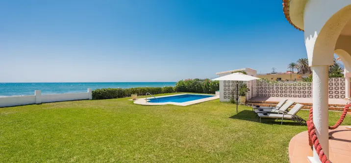 Краткосрочная аренда  отдельно стоящей виллы в Marbesa 2