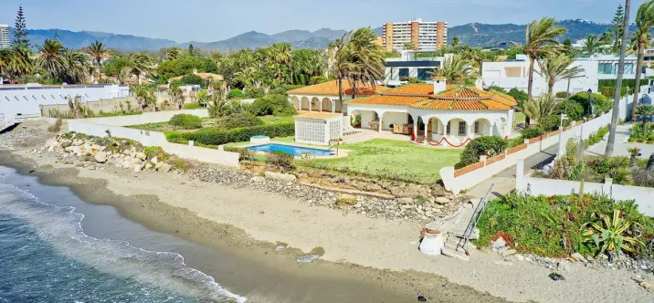 Краткосрочная аренда  отдельно стоящей виллы в Marbesa 3