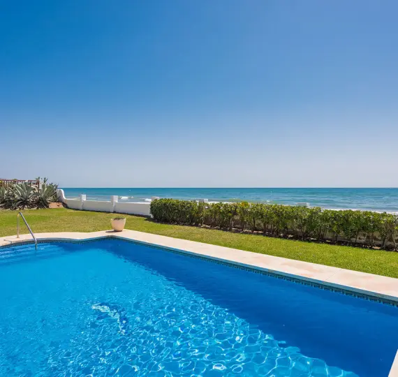 Краткосрочная аренда  отдельно стоящей виллы в Marbesa