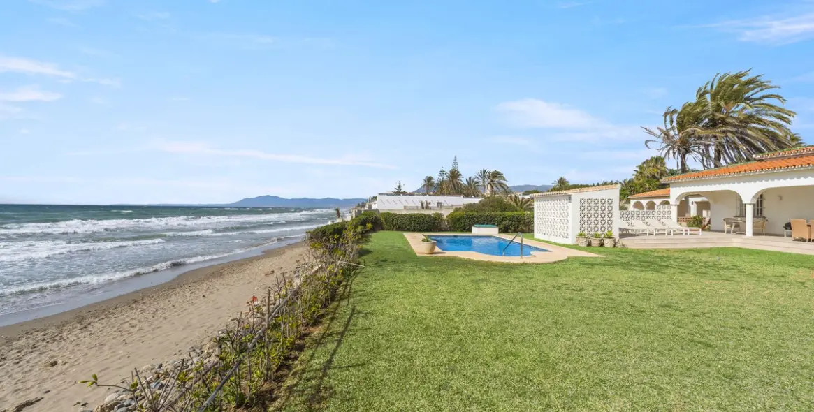 Краткосрочная аренда  отдельно стоящей виллы в Marbesa 16