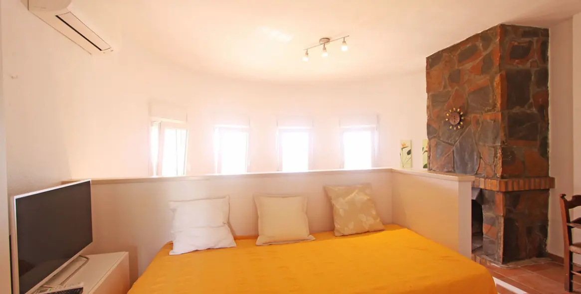 Краткосрочная аренда  отдельно стоящей виллы в Marbesa 20