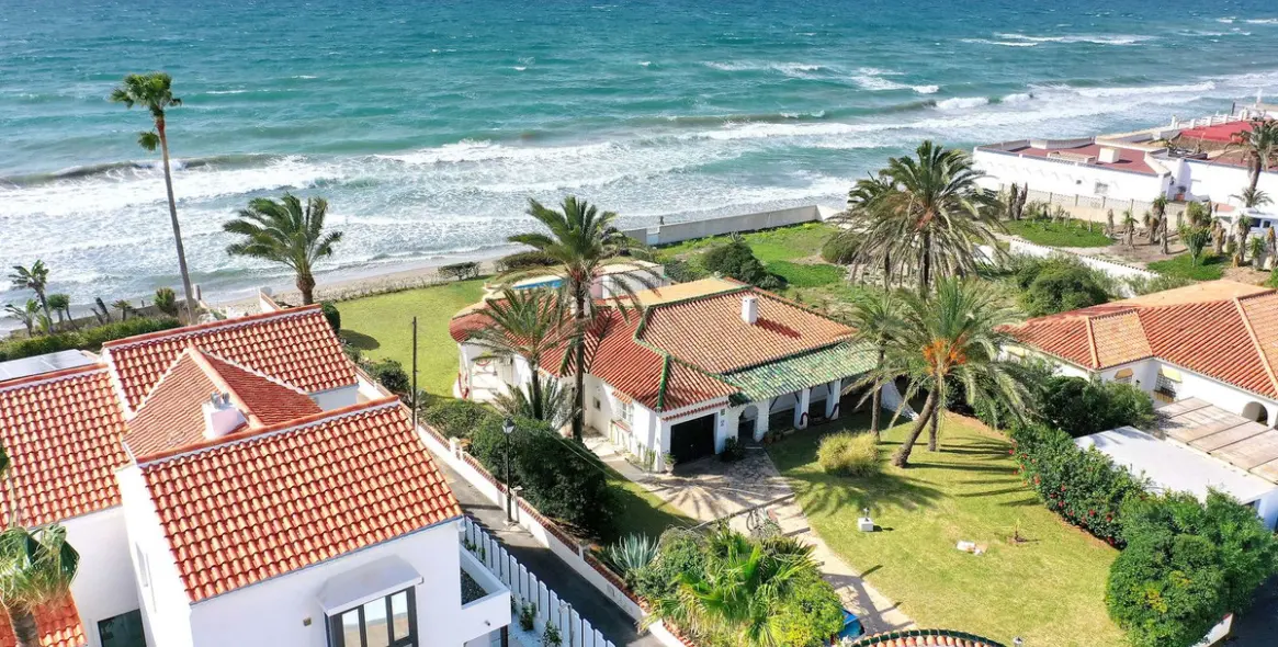 Краткосрочная аренда  отдельно стоящей виллы в Marbesa 25