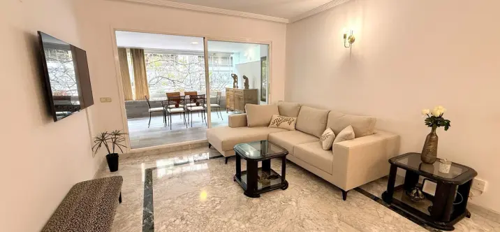 Short-term rent of middle floor apartment in Puerto Banús 4