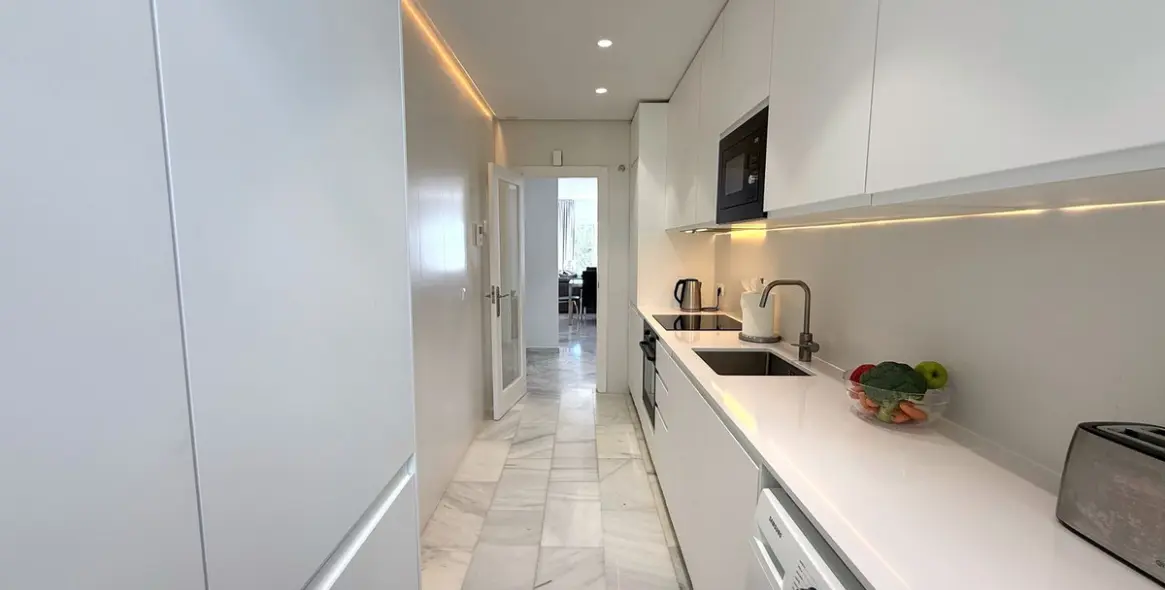 Long-term rent of penthouse duplex in Puerto Banús 18