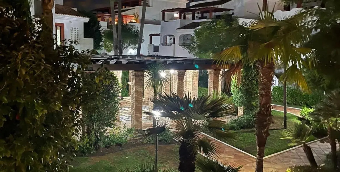 Short-term rent of middle floor apartment in San Pedro de Alcántara 3