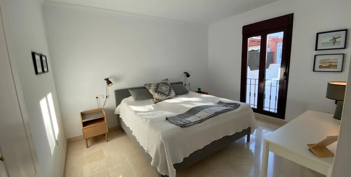 Short-term rent of middle floor apartment in San Pedro de Alcántara 14