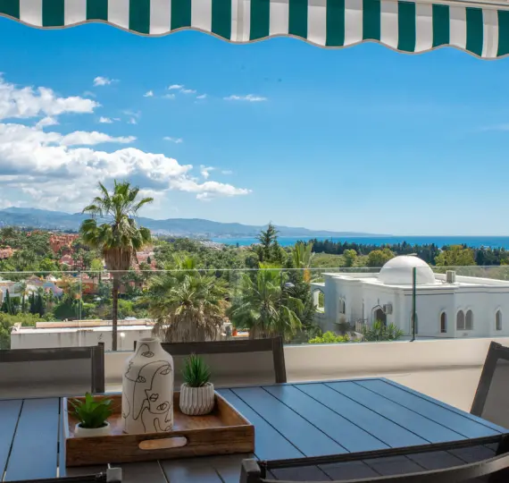 Short-term rent of middle floor apartment in Nueva Andalucía