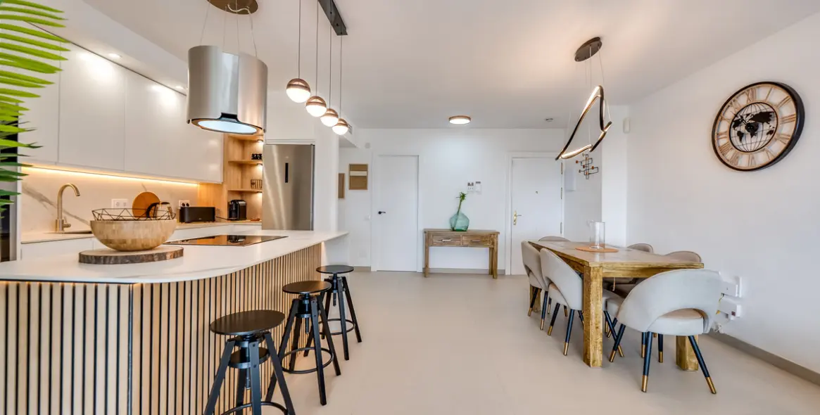 Short-term rent of middle floor apartment in Nueva Andalucía 7