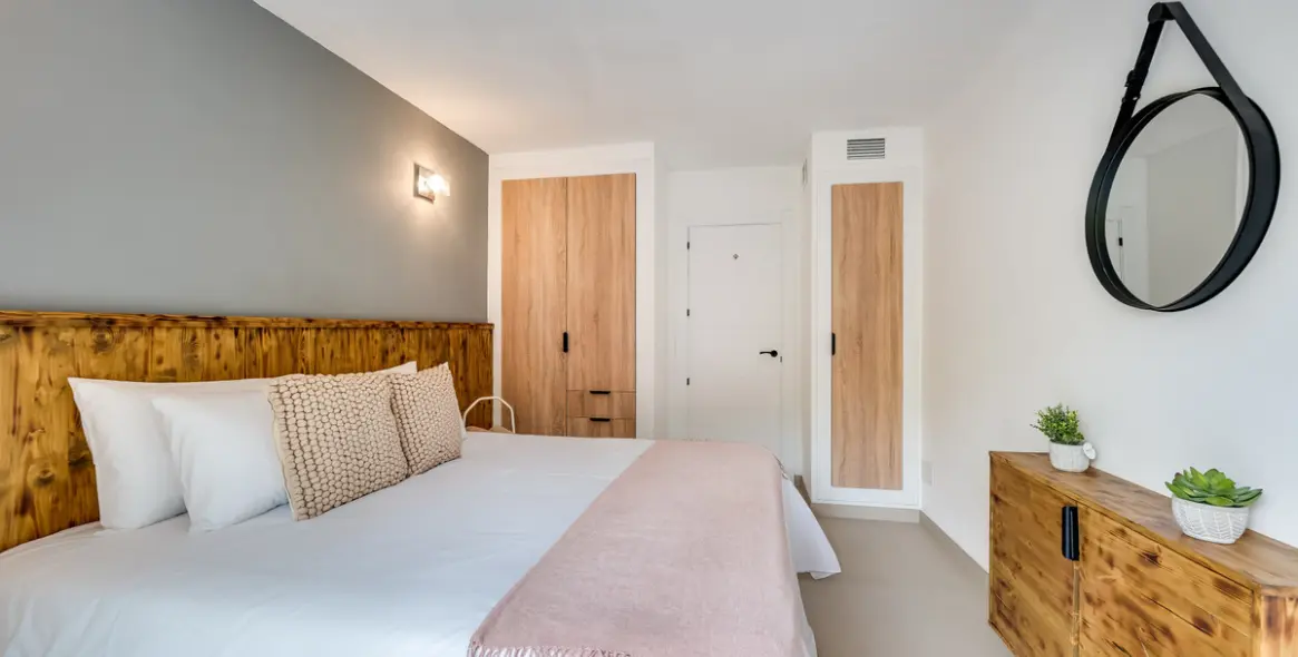 Short-term rent of middle floor apartment in Nueva Andalucía 17