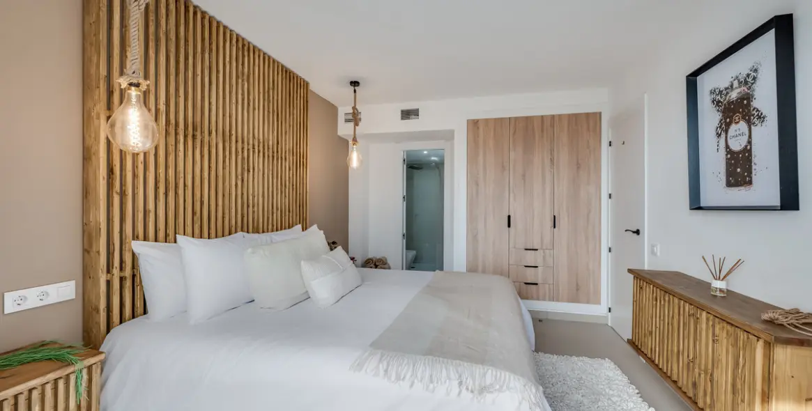 Short-term rent of middle floor apartment in Nueva Andalucía 23