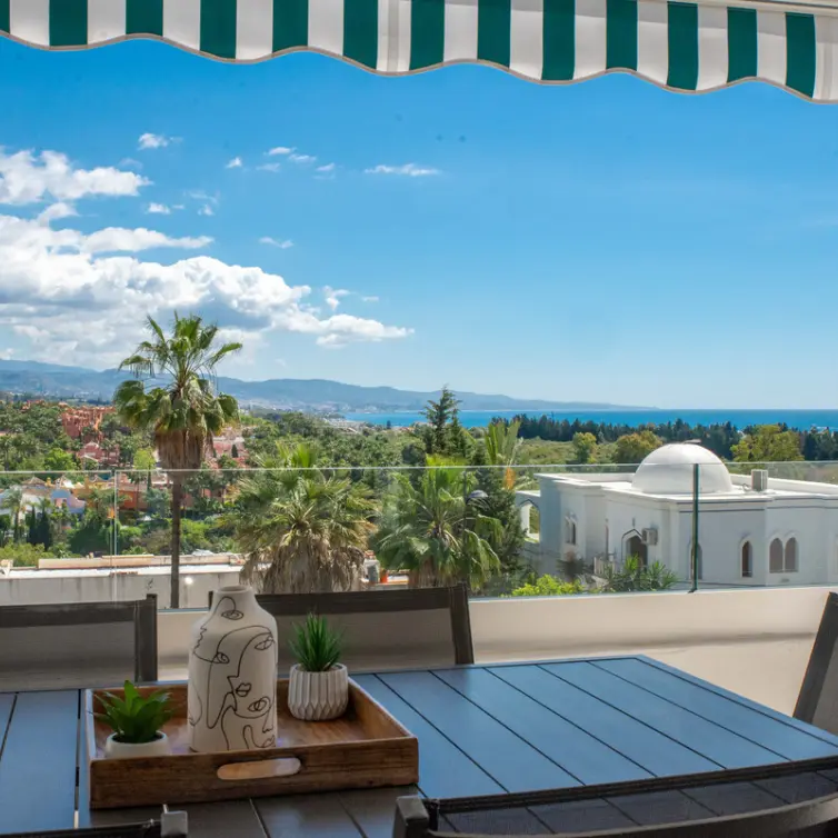 Short-term rent of middle floor apartment in Nueva Andalucía