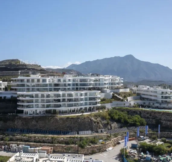 Short-term rent of middle floor apartment in Benahavís