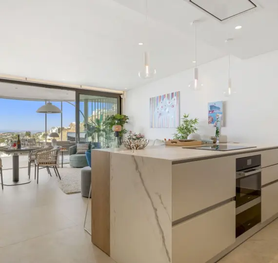 Short-term rent of middle floor apartment in Benahavís