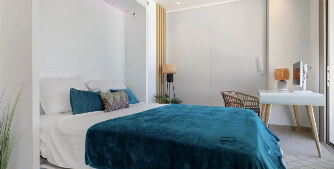 Short-term rent of middle floor apartment in Benahavís 21