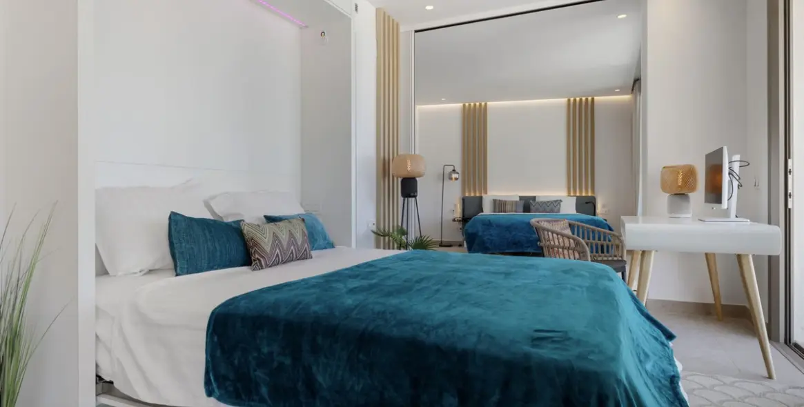 Short-term rent of middle floor apartment in Benahavís 22