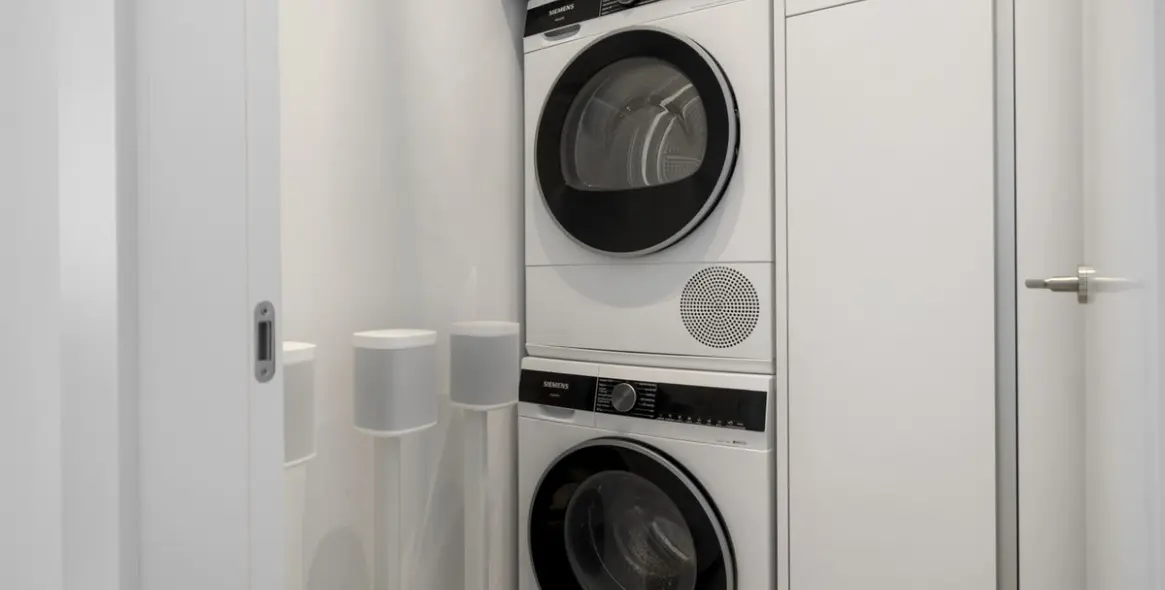 Short-term rent of middle floor apartment in Benahavís 38