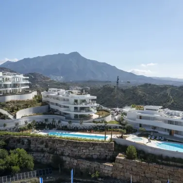 Short-term rent of middle floor apartment in Benahavís