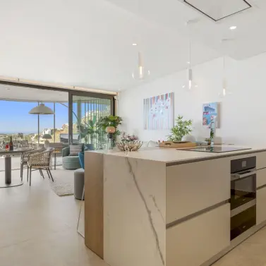 Short-term rent of middle floor apartment in Benahavís